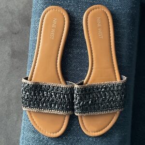 Nine West Black and Tan Women's Beehiv Slip-on Casual Slide Flat Sandals